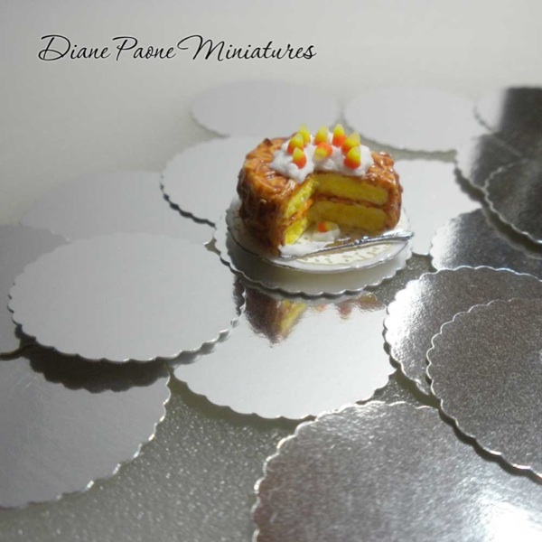  foil paper cake bakery boards doilies for your dollhouse miniature